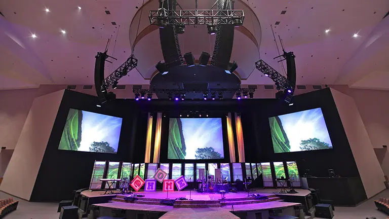 Lake Pointe Church Finds Sonic Detail in MICA
